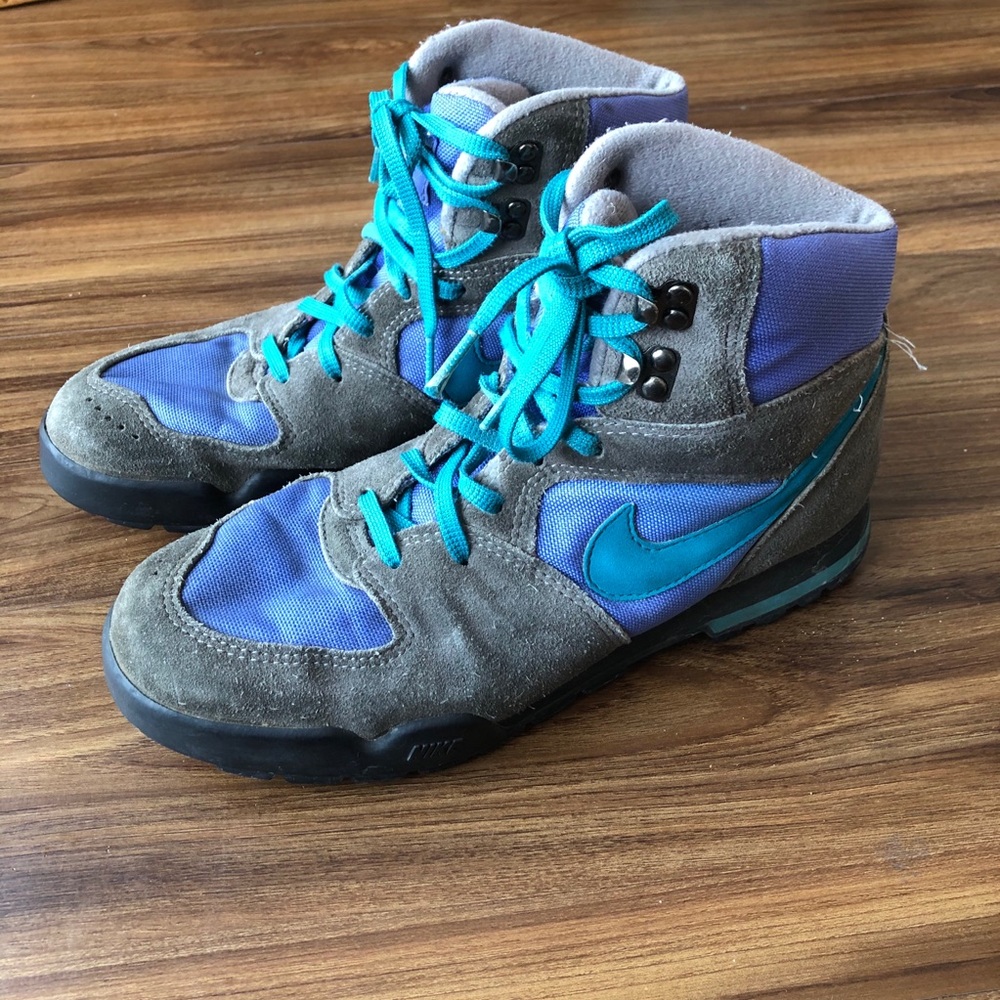 Vintage Nike Hiking Boots